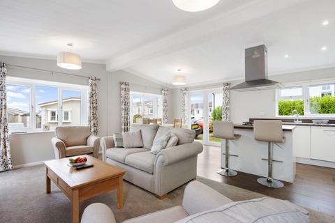 2 bedroom lodge for sale, Porthmissen , St Merryn Park, St Merryn, PL28 8QA