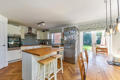 4 bedroom detached house for sale, Greensand Way, Petersfield, Hampshire