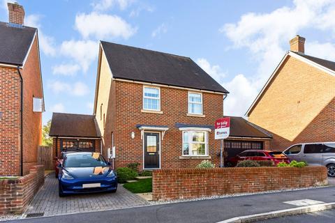 4 bedroom detached house for sale, Greensand Way, Petersfield, Hampshire