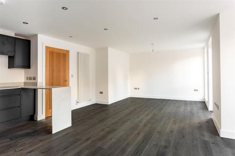 2 bedroom apartment to rent, Freshfield Road, Brighton