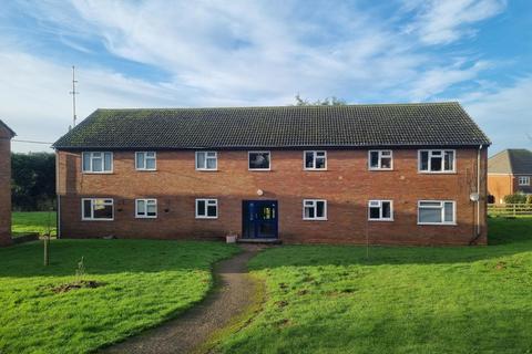 2 bedroom ground floor flat for sale, Ryehill Close, Long Buckby,  Northamptonshire, NN6 7NR