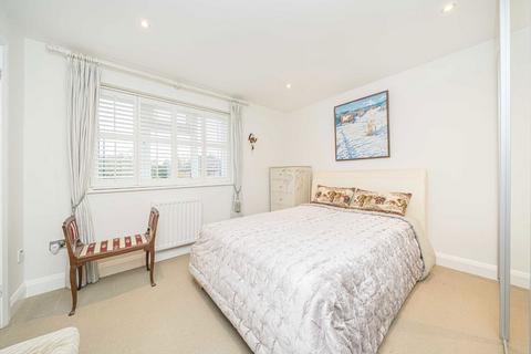 2 bedroom semi-detached house for sale, Twickenham Road, Isleworth TW7