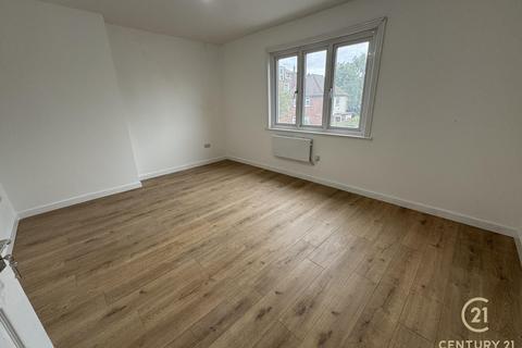 5 bedroom apartment to rent, Whitton Road, HOUNSLOW TW3