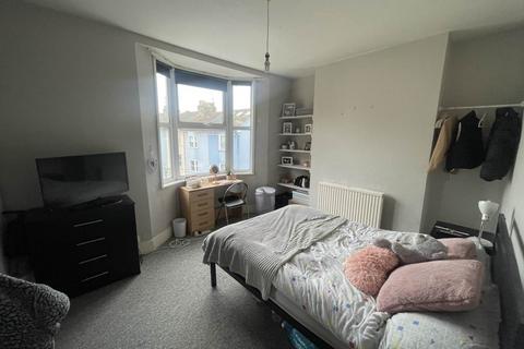 4 bedroom house to rent, St Martins Place, Brighton, East Sussex