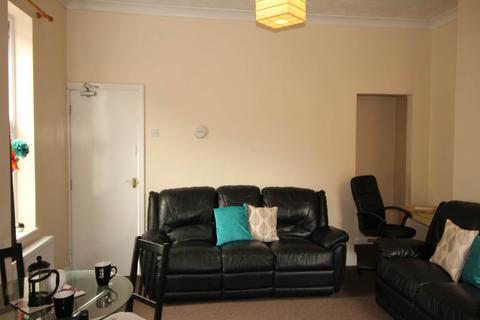 3 bedroom house to rent, Crosby Street, Derby,