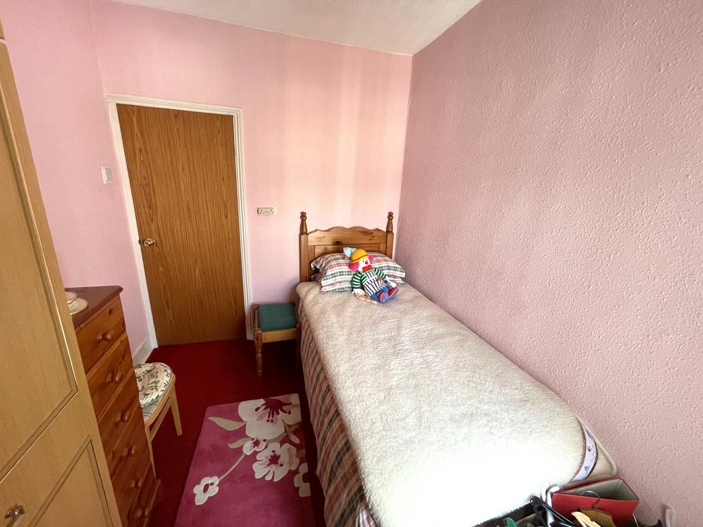 Bedroom 3.JPG