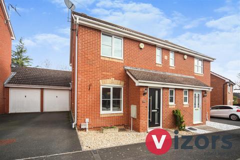 3 bedroom semi-detached house for sale, Wheatcroft Close, Brockhill, Redditch