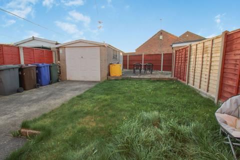17 Staniland Drive, Selby, YO8 4XZ