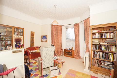 2 bedroom flat for sale, White Rock Gardens, Hastings