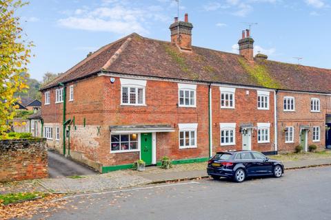 3 bedroom end of terrace house for sale, High Street, Amersham, Buckinghamshire