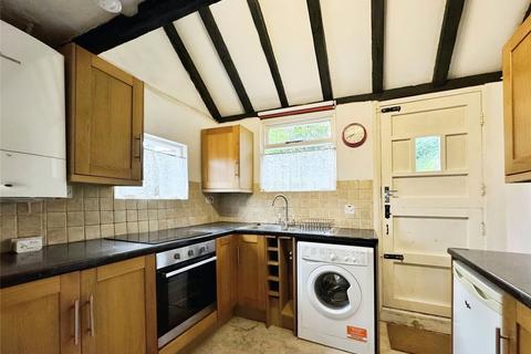 2 bedroom semi-detached house to rent, Linden Grove, Kent CT2