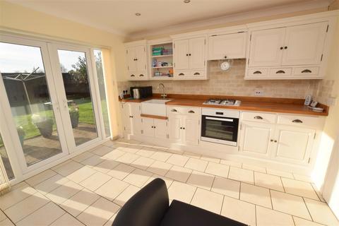 13 Stephen Crescent, Grimsby, DN34 5LZ
