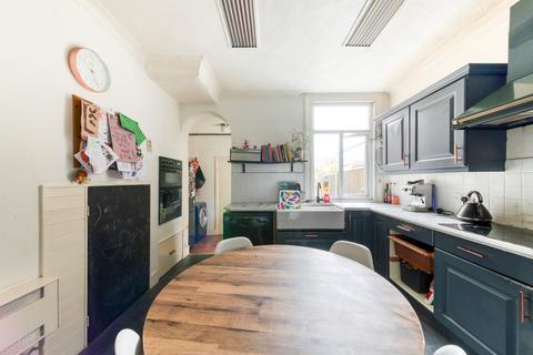 18 Swain Road, Thornton Heath, CR7 7AP