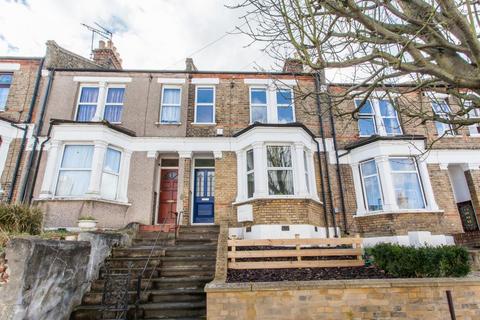 3 bedroom terraced house to rent, Dallin Road, Shooters Hill, London, SE18