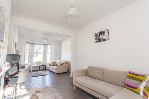 3 bedroom terraced house to rent, Dallin Road, Shooters Hill, London, SE18