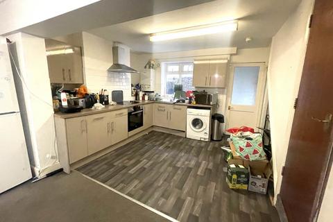 6 bedroom terraced house to rent, Trinity Street, Brighton, East Sussex