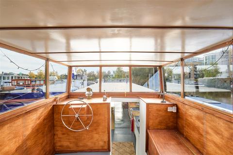 3 bedroom houseboat for sale, Lots Ait, Brentford, TW8