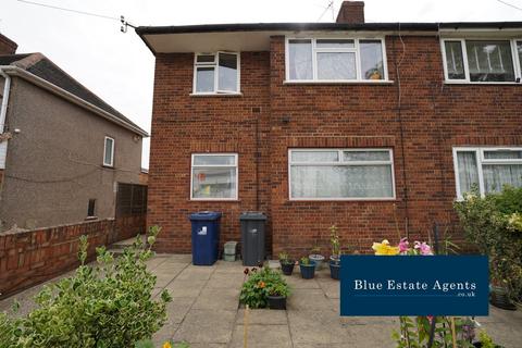 2 bedroom ground floor maisonette for sale, Bankside, Southall, UB1