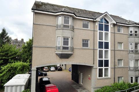 2 bedroom flat to rent, Justice Mill Brae, Aberdeen, AB11