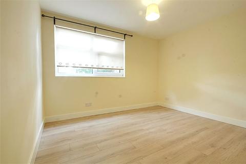 2 bedroom flat to rent, St Martins Close, Enfield, Greater London, EN1