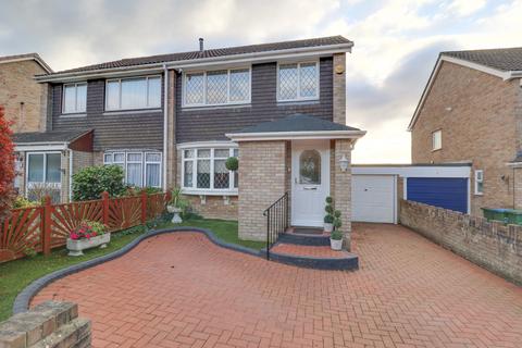 3 bedroom semi-detached house for sale, Ticonderoga Gardens, Woolston