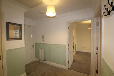 2 bedroom apartment to rent, West Allington, Bridport