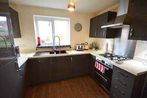 3 bedroom detached house to rent, Morgan Road, Moston, Sandbach