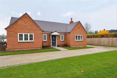 2 bedroom bungalow for sale, Orchard Way, Tadley RG26