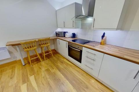 3 bedroom flat for sale, Market Street, HMO Property, Aberdeen AB11