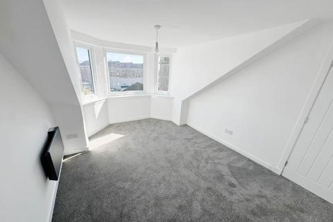 3 bedroom flat for sale, West Blackhall Street, Flat 4-1, Greenock PA15