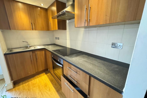 4 bedroom flat to rent, London N7