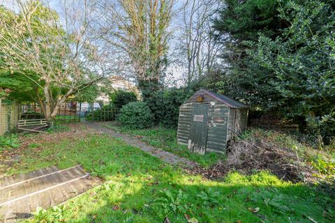 3 bedroom semi-detached house for sale, Upper Hale Road, Farnham, Surrey, GU9