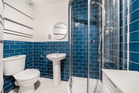 1 bedroom flat for sale, Friern Barnet Road, London N11