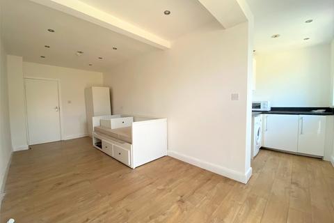 1 bedroom property to rent, West Hill, Wembley, HA9