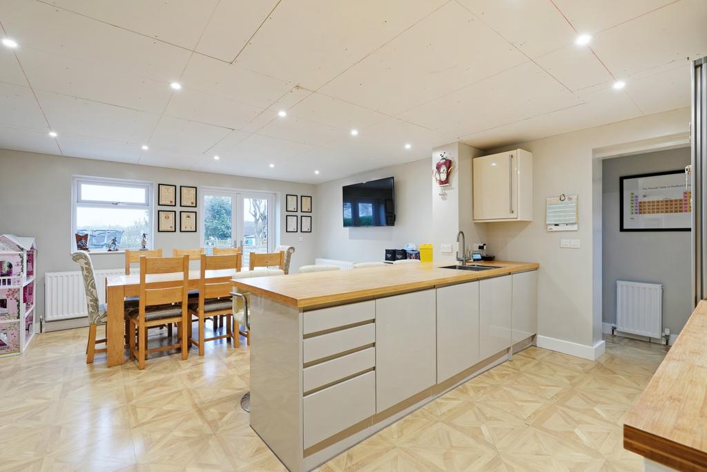 Open Plan Kitchen and Dining Room