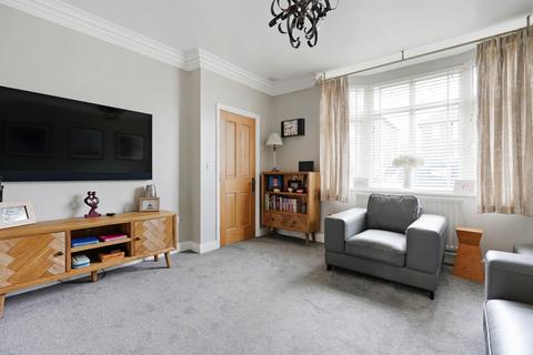 15 Warminster Drive, Sheffield, S8 9NX