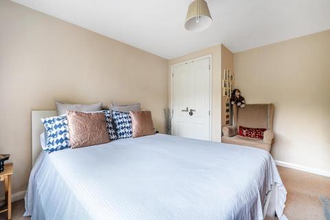 2 bedroom flat for sale, Virginia Water,  Surrey,  GU25