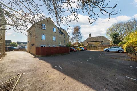 2 bedroom flat for sale, Farmhouse Meadow,  Witney,  OX28