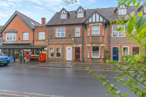 1 bedroom flat for sale, Bois Lane, Chesham Bois, Amersham