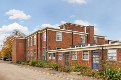 2 bedroom flat for sale, Garden Quarter,  Caversfield,  Oxfordshire,  OX27