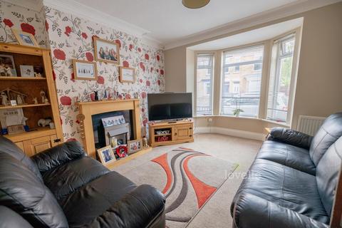 4 bedroom semi-detached house for sale, Garfield Street, Gainsborough DN21