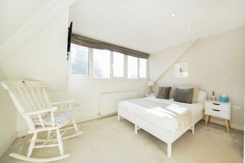 66 Windermere Avenue, London, N3 3RA