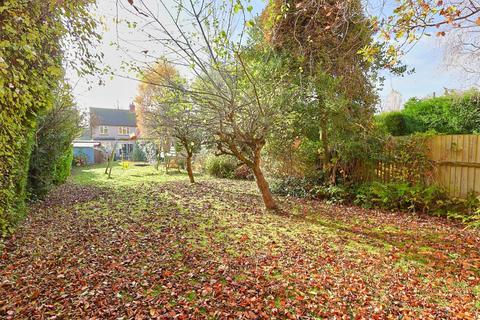 3 bedroom semi-detached house for sale, Broad Lane, Coventry - LARGE GARDEN AND NO CHAIN