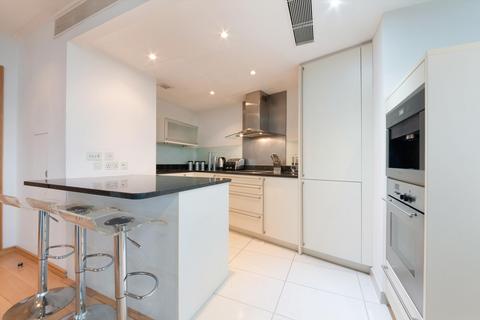 2 bedroom flat to rent, No. 1 West India Quay, Nr Canary Wharf, London, E14