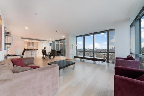 2 bedroom flat to rent, No. 1 West India Quay, Nr Canary Wharf, London, E14