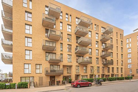 2 bedroom flat for sale, Peregrine Apartments, Barnet, London, NW9