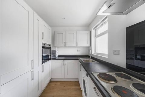 2 bedroom flat for sale, Watford Way, Hendon, NW4