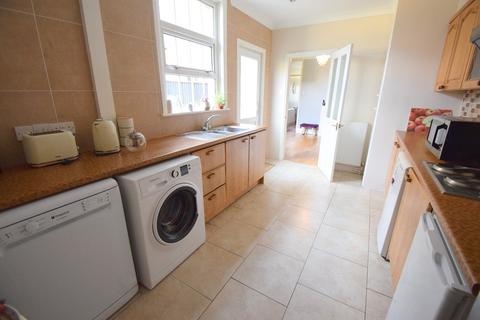 48 Albany Road, Old Windsor, Windsor, SL4 2QA