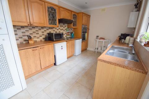 48 Albany Road, Old Windsor, Windsor, SL4 2QA