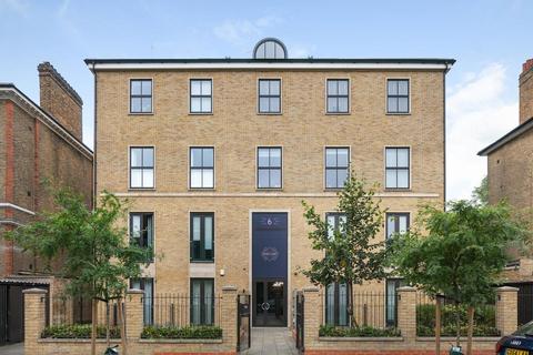 3 bedroom flat for sale, 6 Elms Road, London, SW4